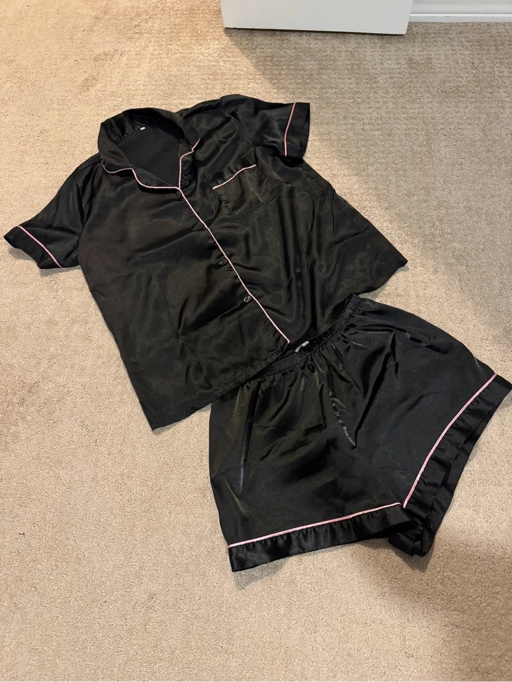 SHEIN Black Satin Short Sleeve Pajama Set with Pink Trim